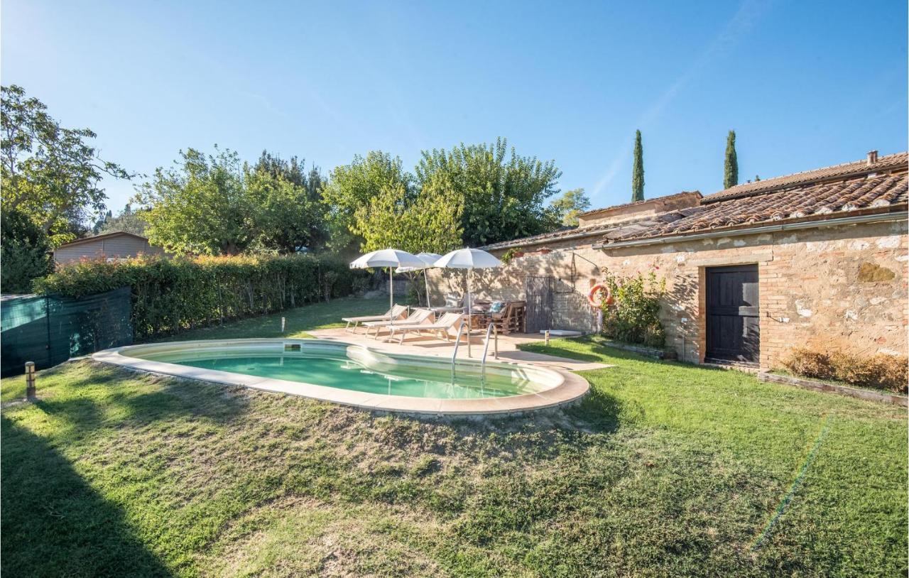 Gorgeous Home In Montalcino With Kitchen Exterior foto
