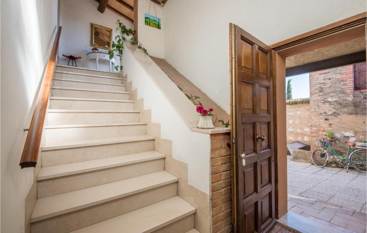 Gorgeous Home In Montalcino With Kitchen Exterior foto