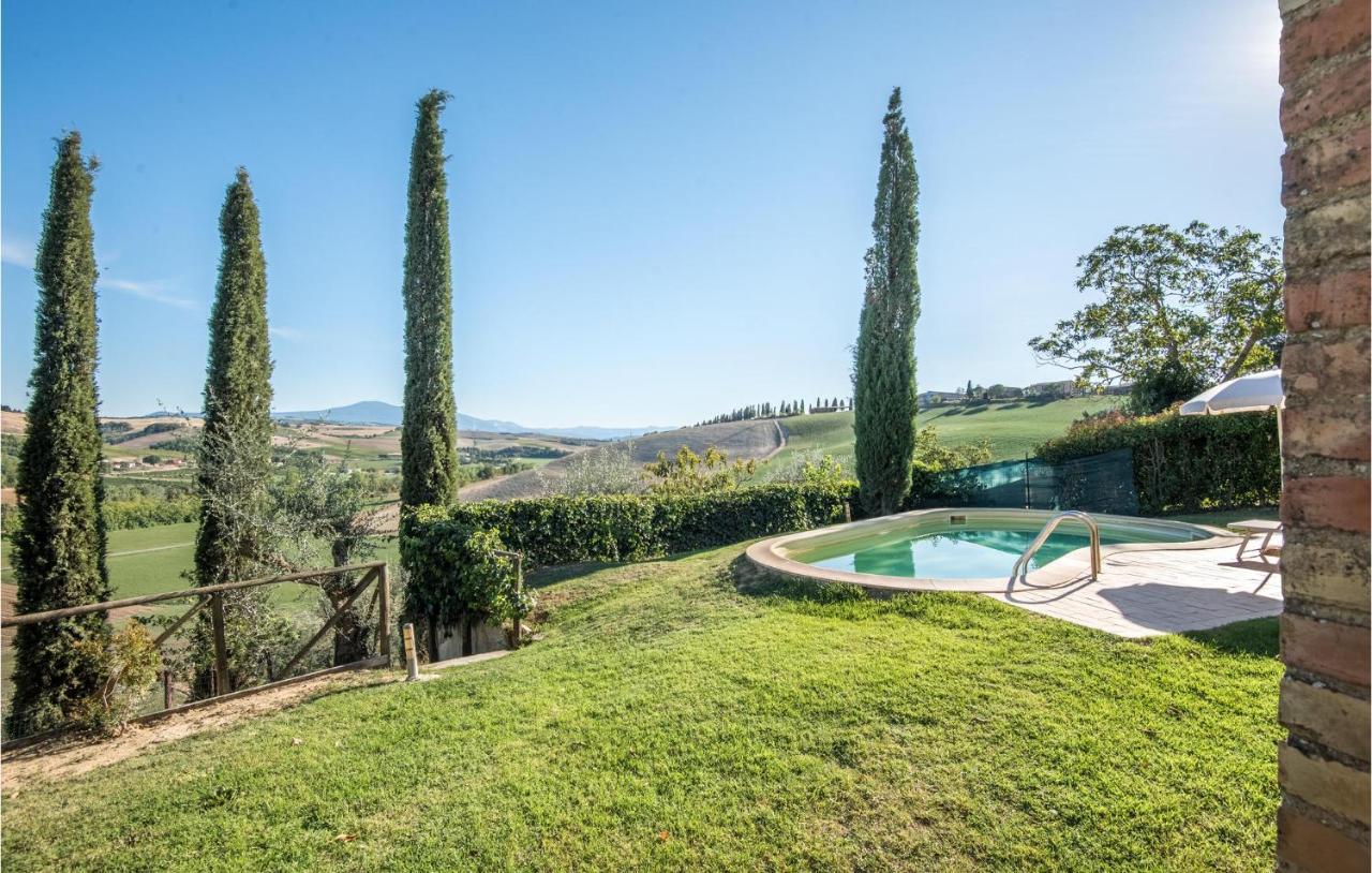Gorgeous Home In Montalcino With Kitchen Exterior foto